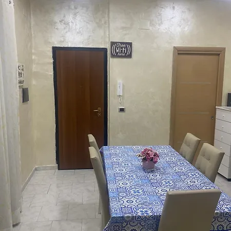 La Casa Di Vera * Neapol